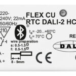 Steuergerät für bis zu 32 Lichtprodukte und bis zu 4 Sensoren/Tasterkoppler, integrierte Echzeituhr